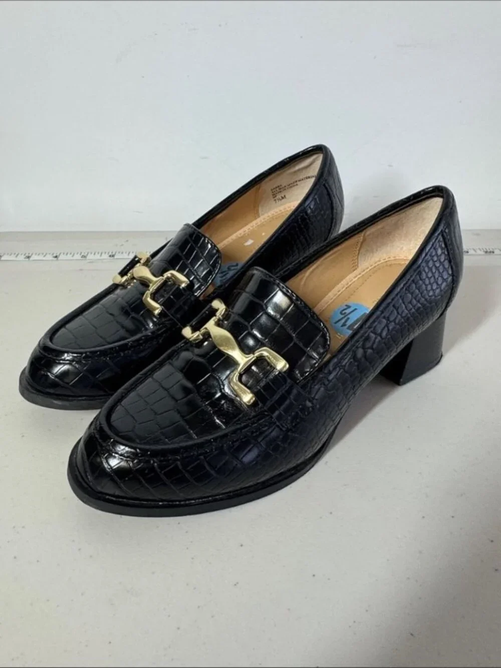 Adrienne Vittadini Croc Embossed Loafers Black 7.5 Gold Bit Classic Chic Preppy